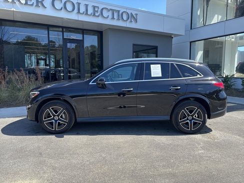 Used 2024 Mercedes-Benz GLC 300 4MATIC image 9