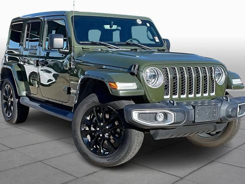Used 2021 Jeep Wrangler Unlimited Sahara w/ Cold Weather Group image 3
