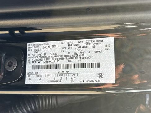 Used 2025 Ford F150 Raptor AWD/4WD image 36