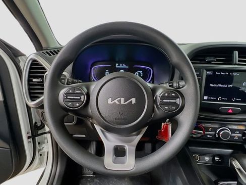 New 2025 Kia Soul LX w/ LX Technology Package image 11