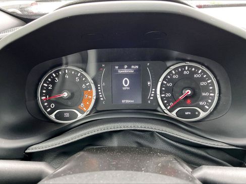 Used 2020 Jeep Renegade Sport w/ Sport Appearance Group AWD/4WD image 20