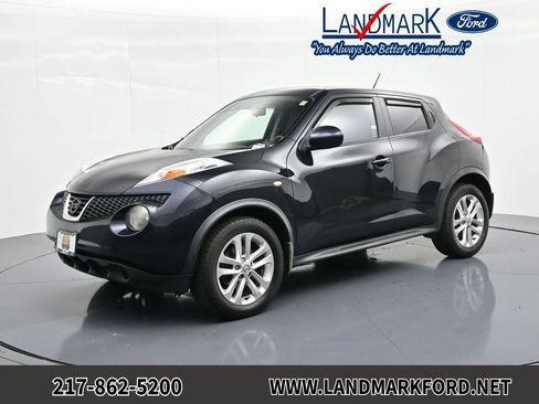 Used 2013 Nissan Juke SV FWD image 1