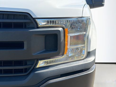 Used 2018 Ford F150 XL w/ Equipment Group 101A Mid image 9