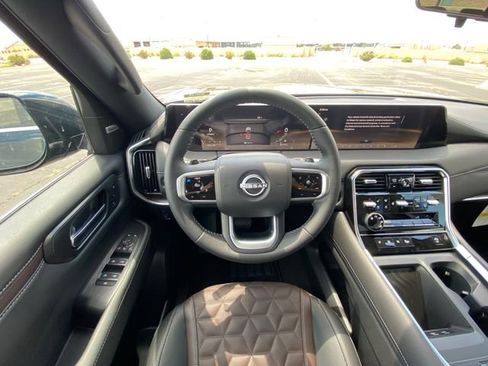 New 2025 Nissan Armada Platinum w/ Convenience Package image 12