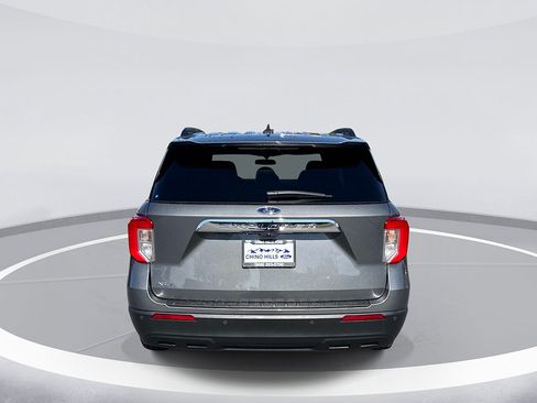 Certified 2023 Ford Explorer XLT RWD image 6