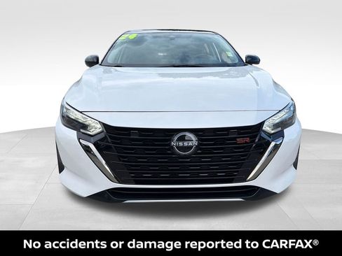 Certified 2024 Nissan Sentra SR FWD image 2