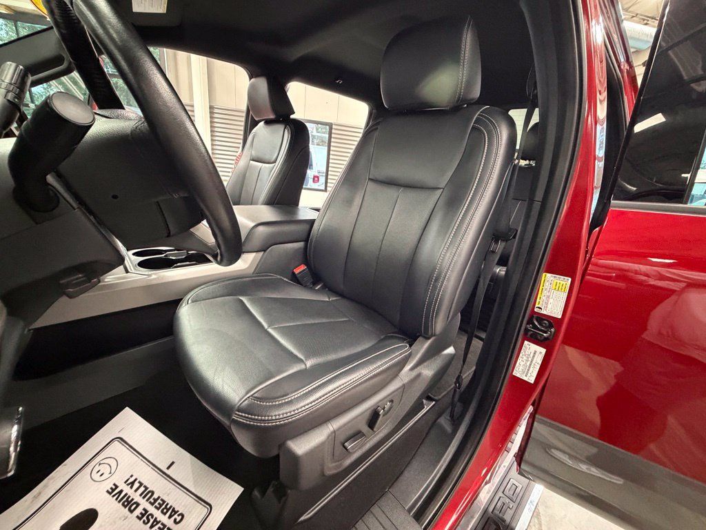 Used 2022 Ford F250 Lariat w/ Lariat Value Package AWD/4WD image 7