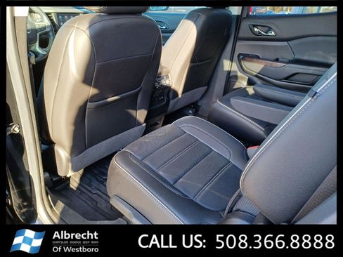 Used 2020 GMC Acadia Denali w/ Denali Ultimate Package image 13