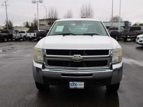 Used 2008 Chevrolet Silverado 3500 W/T image 2