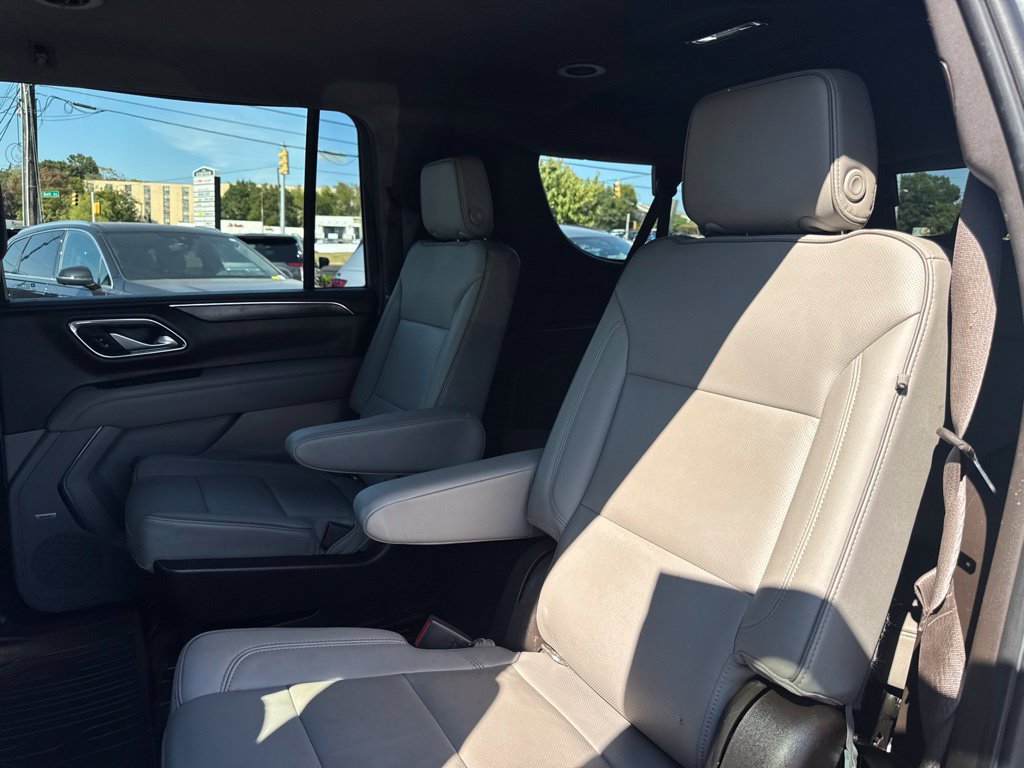 Used 2022 GMC Yukon XL SLT w/ SLT Luxury Package AWD/4WD image 27