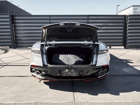 Used 2023 Aston Martin DBS Volante image 27