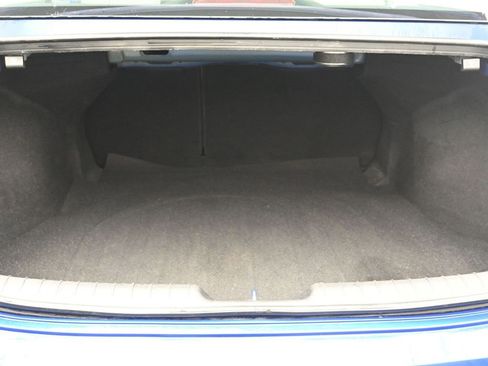 Used 2024 Hyundai Elantra Limited image 31