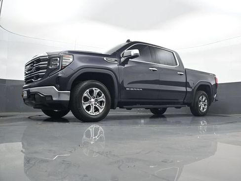 Certified 2024 GMC Sierra 1500 SLT w/ SLT Convenience Package AWD/4WD image 21