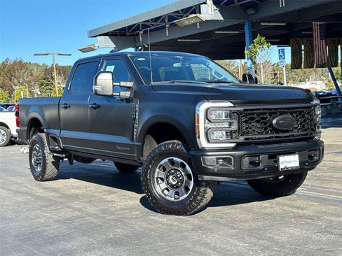 Used 2024 Ford F250 Lariat w/ Lariat Ultimate Package image 2
