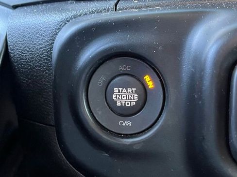 Used 2023 Jeep Wrangler Unlimited Rubicon 4xe AWD/4WD image 21