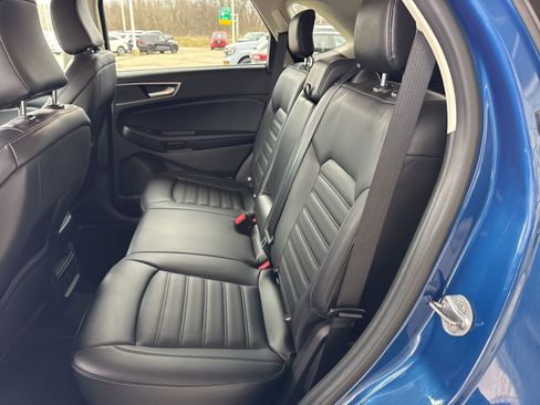 Certified 2024 Ford Edge SEL image 35