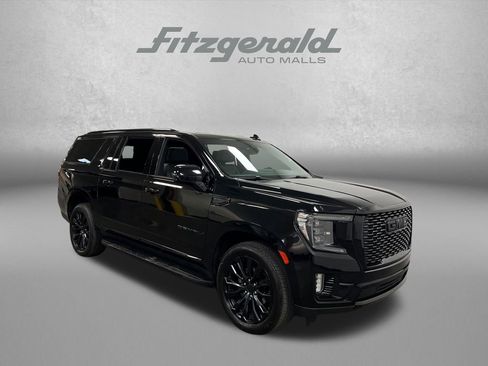 Used 2021 GMC Yukon XL Denali AWD/4WD image 9