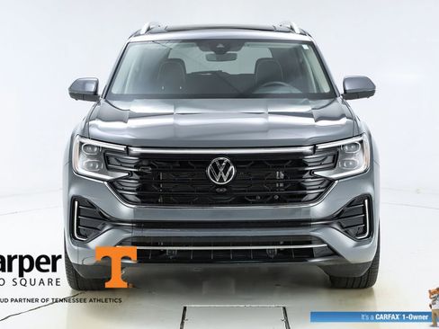 Used 2025 Volkswagen Atlas SEL Premium R-Line image 56