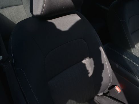 Used 2025 Nissan Altima 2.5 SV image 24