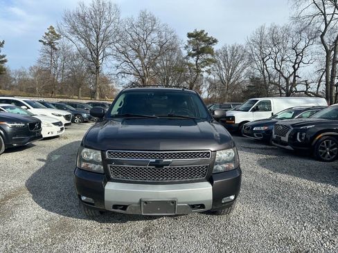 Used 2011 Chevrolet Tahoe LT image 2