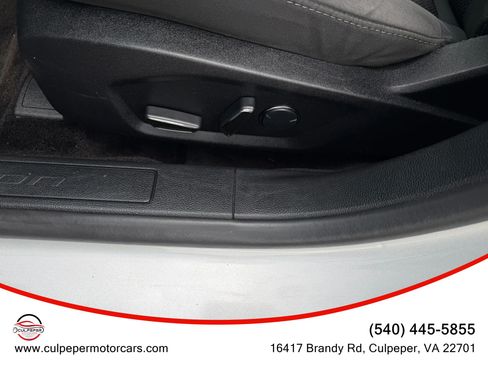 Used 2018 Ford Fusion SE FWD image 8