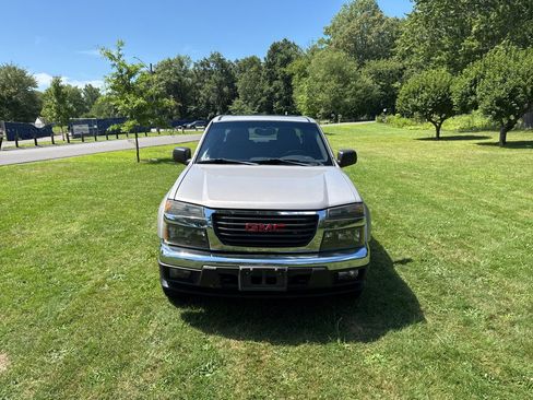 Used 2005 GMC Canyon SLE AWD/4WD image 6