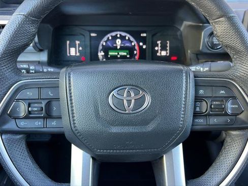 Certified 2024 Toyota Tacoma SR5 w/ SR5 Upgrade Package AWD/4WD image 24
