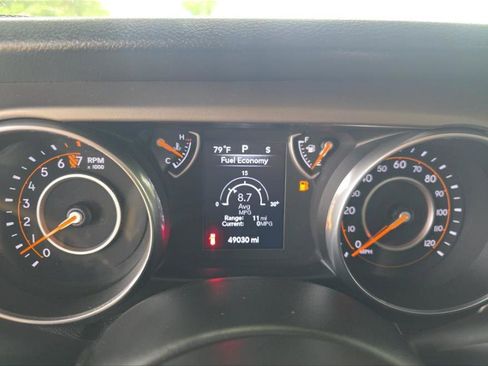 Used 2018 Jeep Wrangler Sport AWD/4WD image 6
