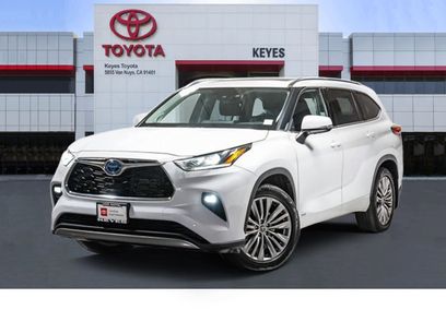Certified 2022 Toyota Highlander Platinum