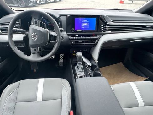 New 2026 Toyota Camry SE image 17