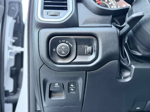 Used 2024 RAM 1500 Big Horn AWD/4WD image 22