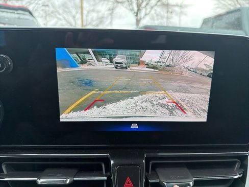 Used 2025 Chevrolet TrailBlazer LT image 11