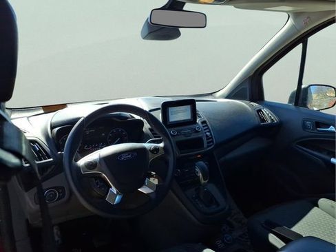 Used 2019 Ford Transit Connect XLT FWD image 11
