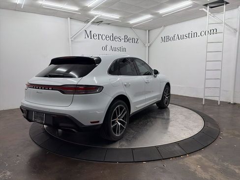 Used 2022 Porsche Macan image 7