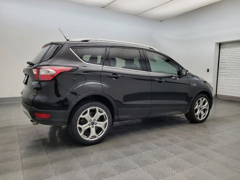 Used 2019 Ford Escape Titanium image 10
