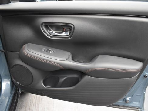 Used 2025 Honda HR-V Sport image 15