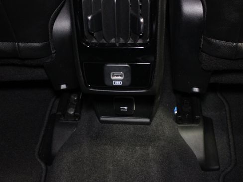 Used 2026 Jeep Compass Limited AWD/4WD image 18