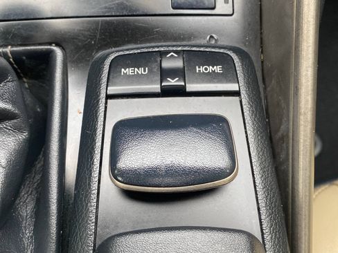 Used 2014 Lexus IS 350 w/ Navigation Package RWD image 36