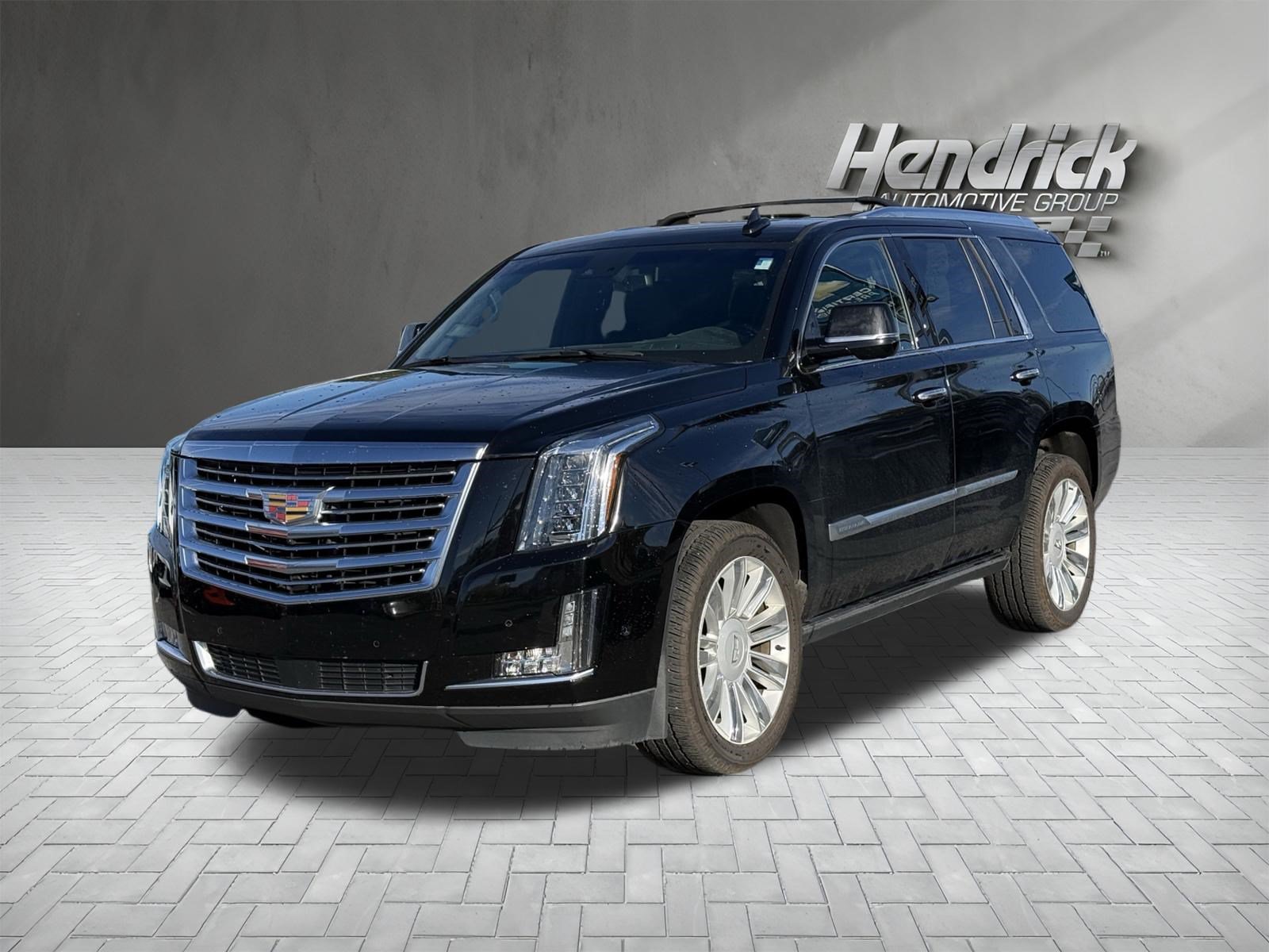 Used 2020 Cadillac Escalade Platinum RWD image 5