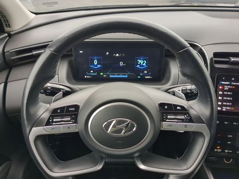 Certified 2024 Hyundai Tucson Limited image 18