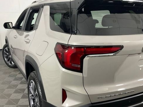 Used 2025 GMC Terrain Elevation w/ Elevation Premium Package AWD/4WD image 30
