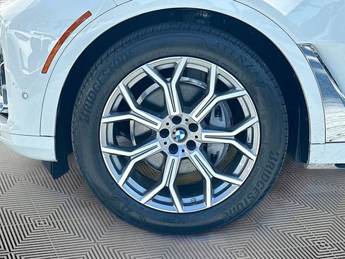 Used 2020 BMW X7 xDrive40i w/ Premium Package image 39