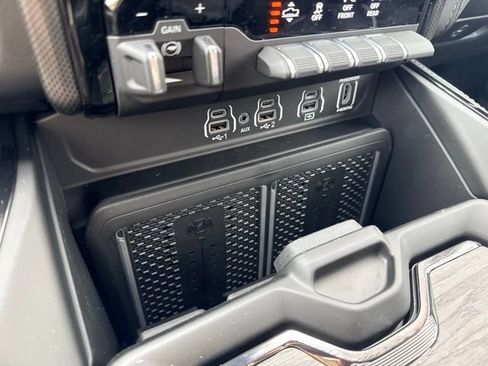 New 2026 RAM 1500 Limited w/ Night Edition AWD/4WD image 36
