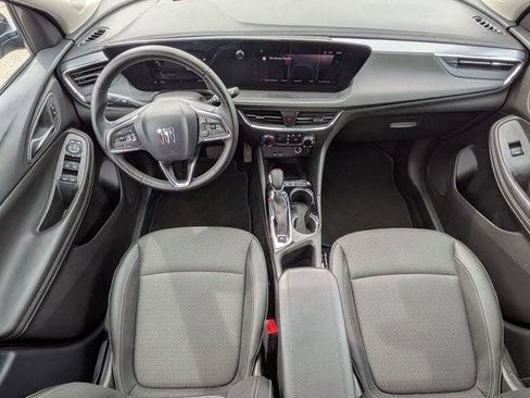 Used 2025 Buick Encore GX Preferred AWD/4WD image 27