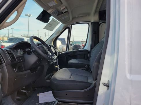 New 2025 RAM ProMaster 1500 w/ Convenience Group FWD image 11
