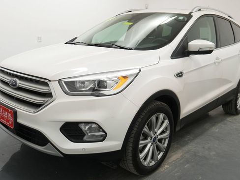 Used 2018 Ford Escape Titanium w/ Ford Safe & Smart Package AWD/4WD image 3