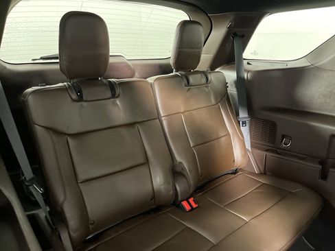 Used 2022 Ford Explorer King Ranch w/ Technology Package image 10