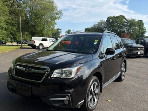 Used 2017 Subaru Forester 2.5i Limited AWD/4WD image 1