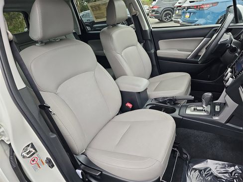 Used 2018 Subaru Forester 2.5i Limited image 10