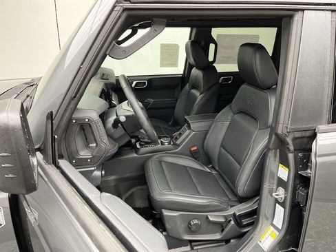 Used 2026 Ford Bronco Big Bend w/ Black Diamond Package AWD/4WD image 9